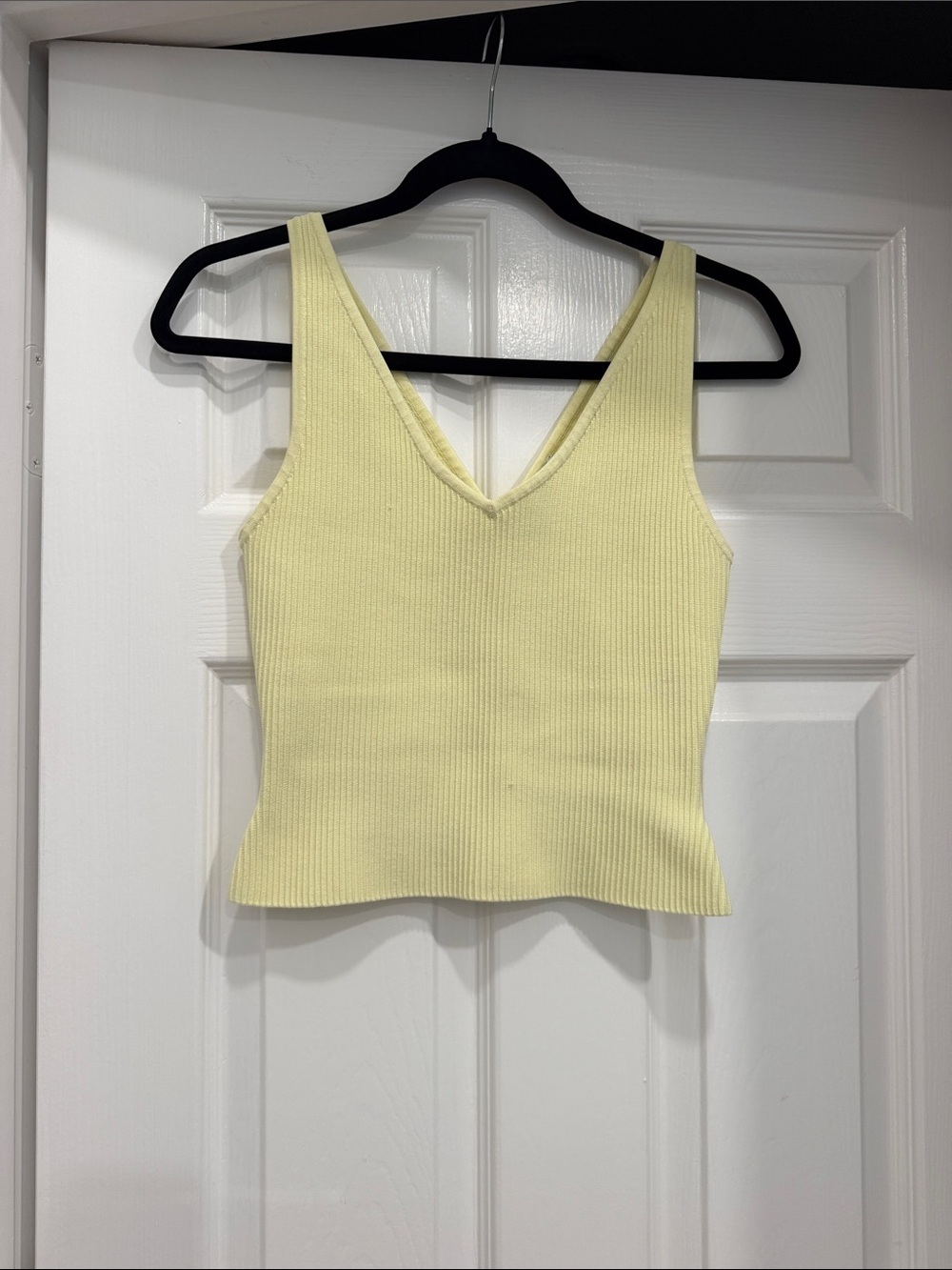 Babaton Yellow Sculpt Knit V-Neck Tank. Size S. Like new